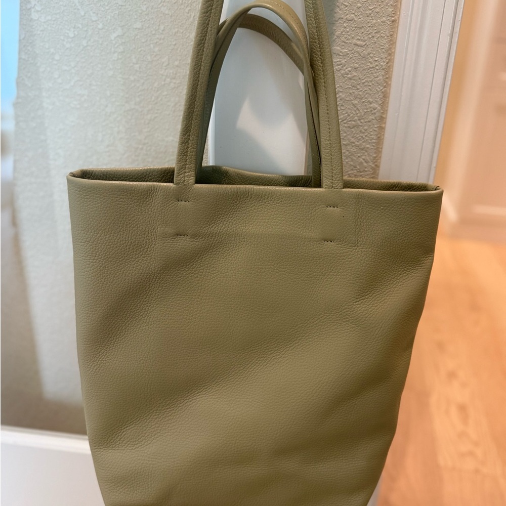 Cuyana Tall Easy Tote Sage